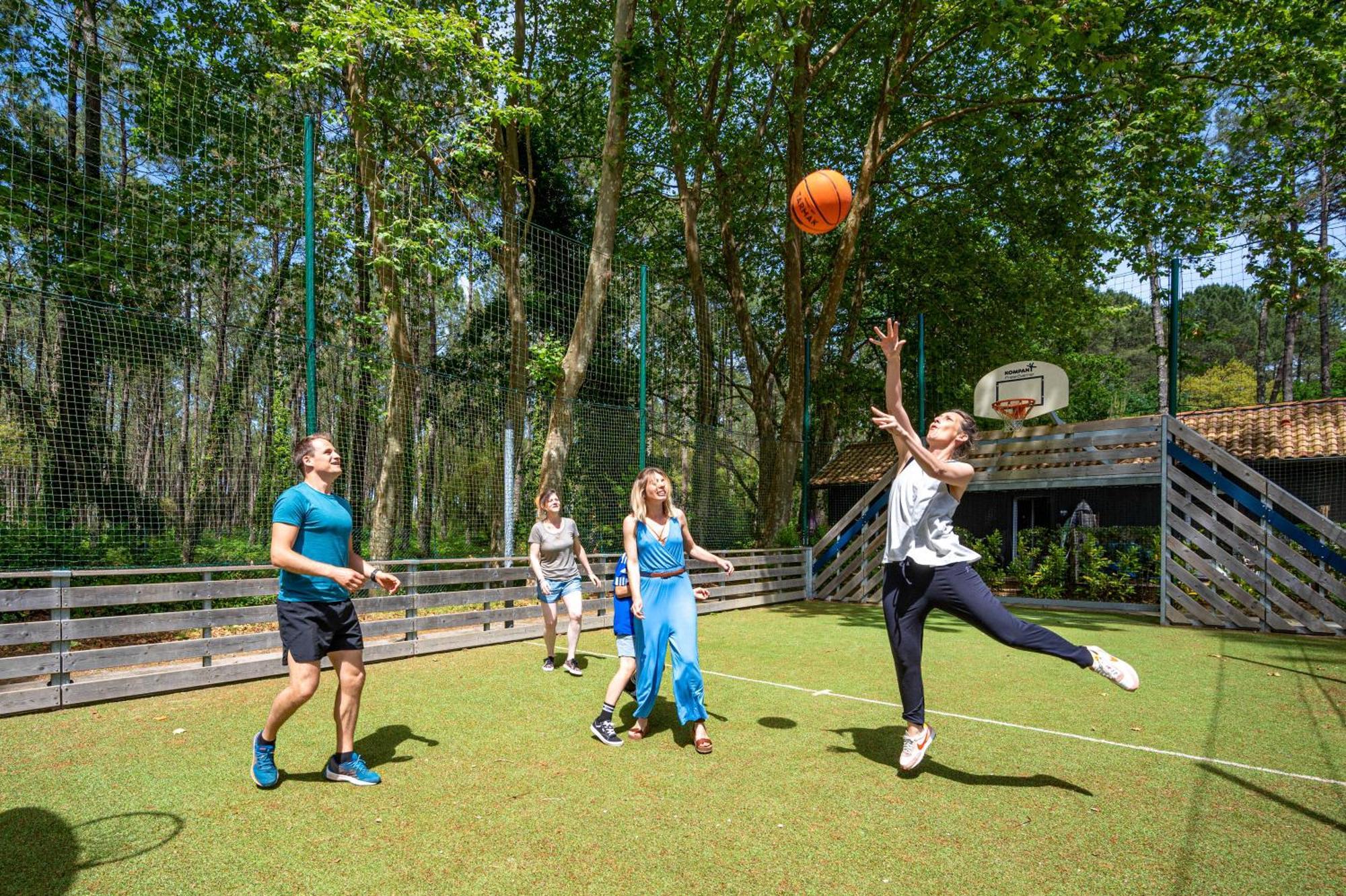 Camping-Village Vacances Les Deux Etangs Seignosse Exterior foto